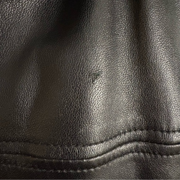 Vintage 90s Black 100% Leather Trench Coat Jacket Y2K Tie Mcbling Mall Goth Boxy - Picture 11 of 16